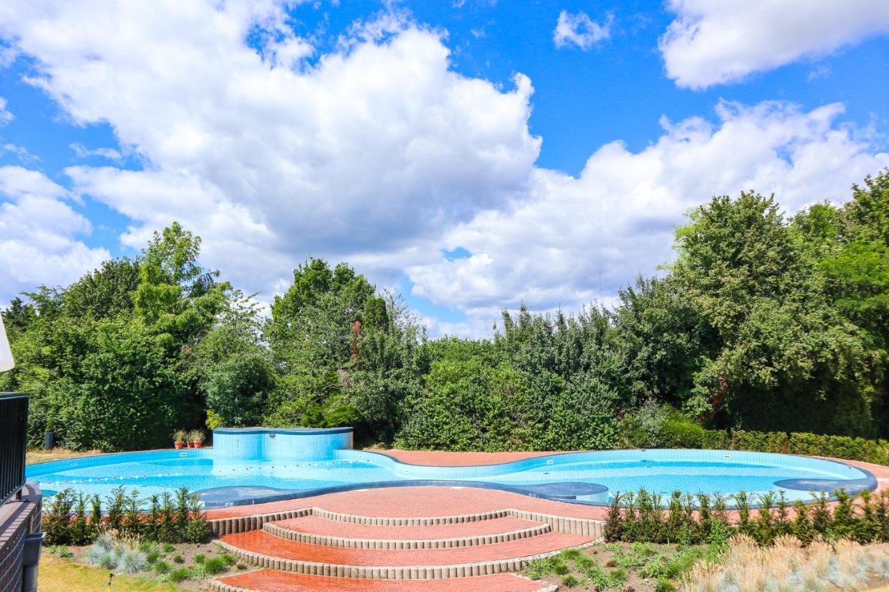 Europarcs Marina Strandbad Olburgen Exteriör bild